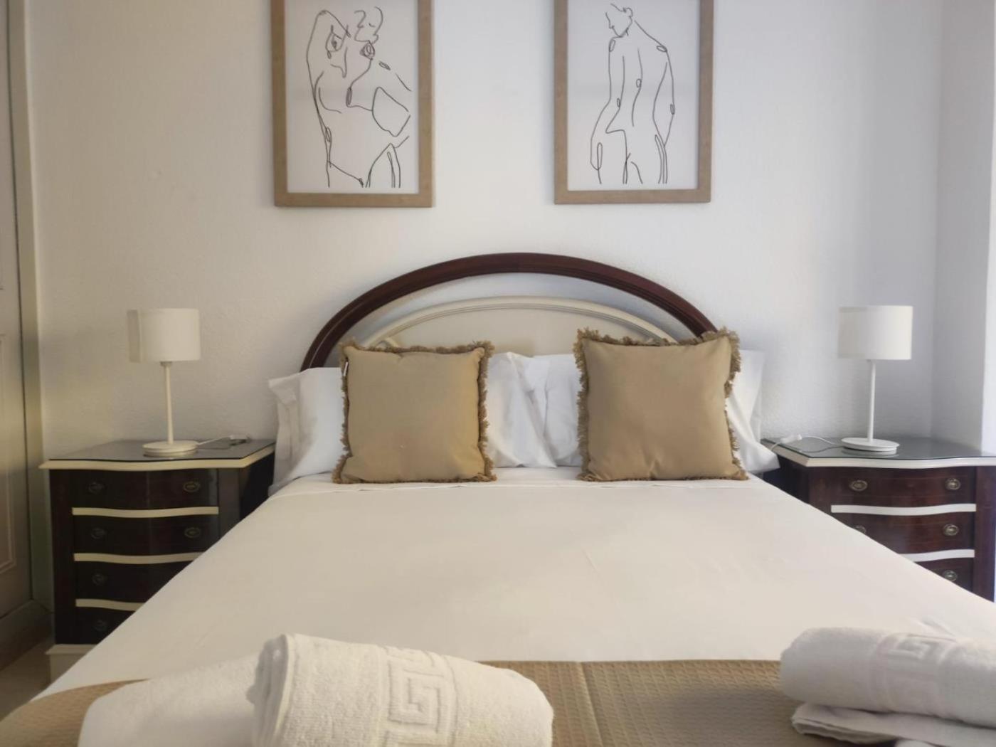 Casa Santa Ana. Patio Privado Apartment Seville